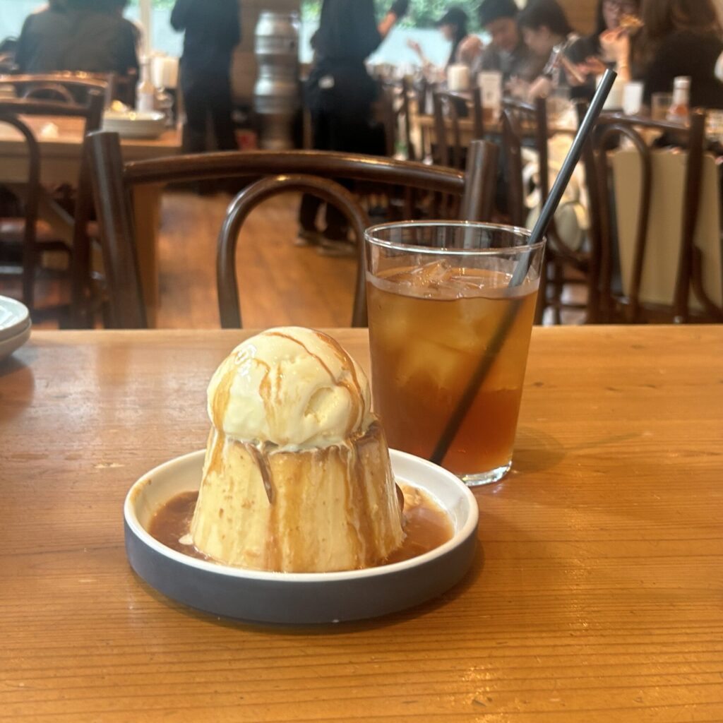 アイスののったプリン、アイスティー